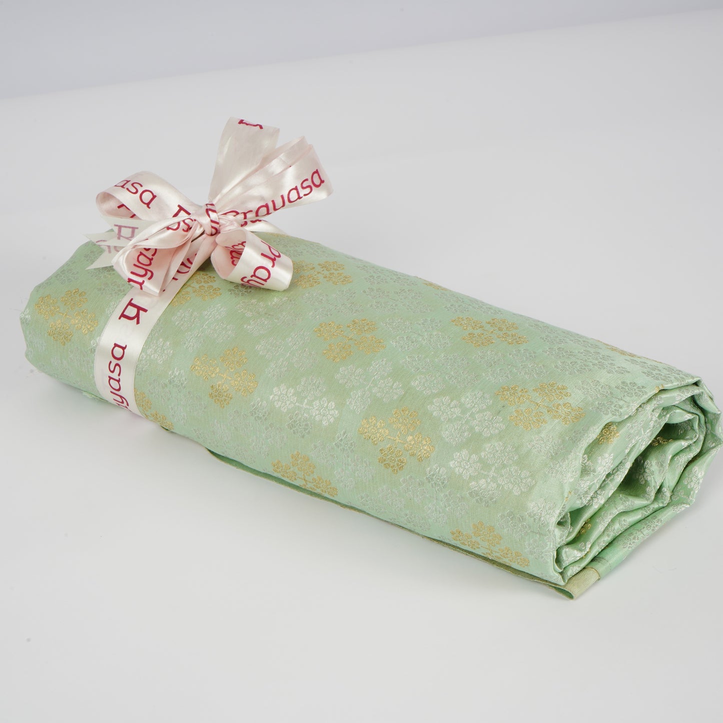 Handloom Silk Fabric Roll: Sustainable Pure Silk, 2 Yards