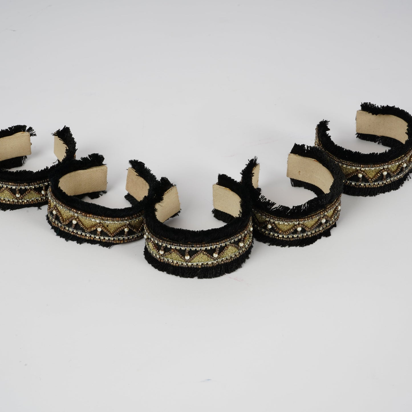 MIDNIGHT MIRAGE HANDCUFF-SET OF 5