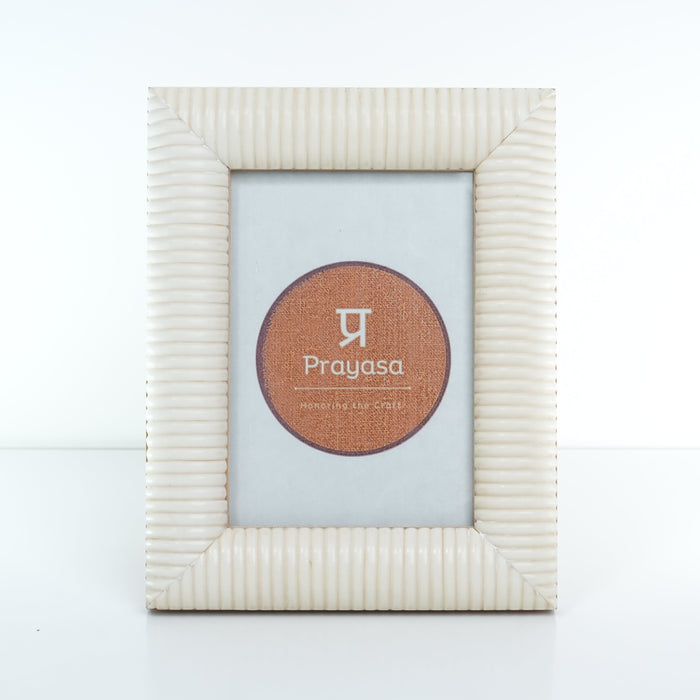 Rasin Rectangle White Photo Frame