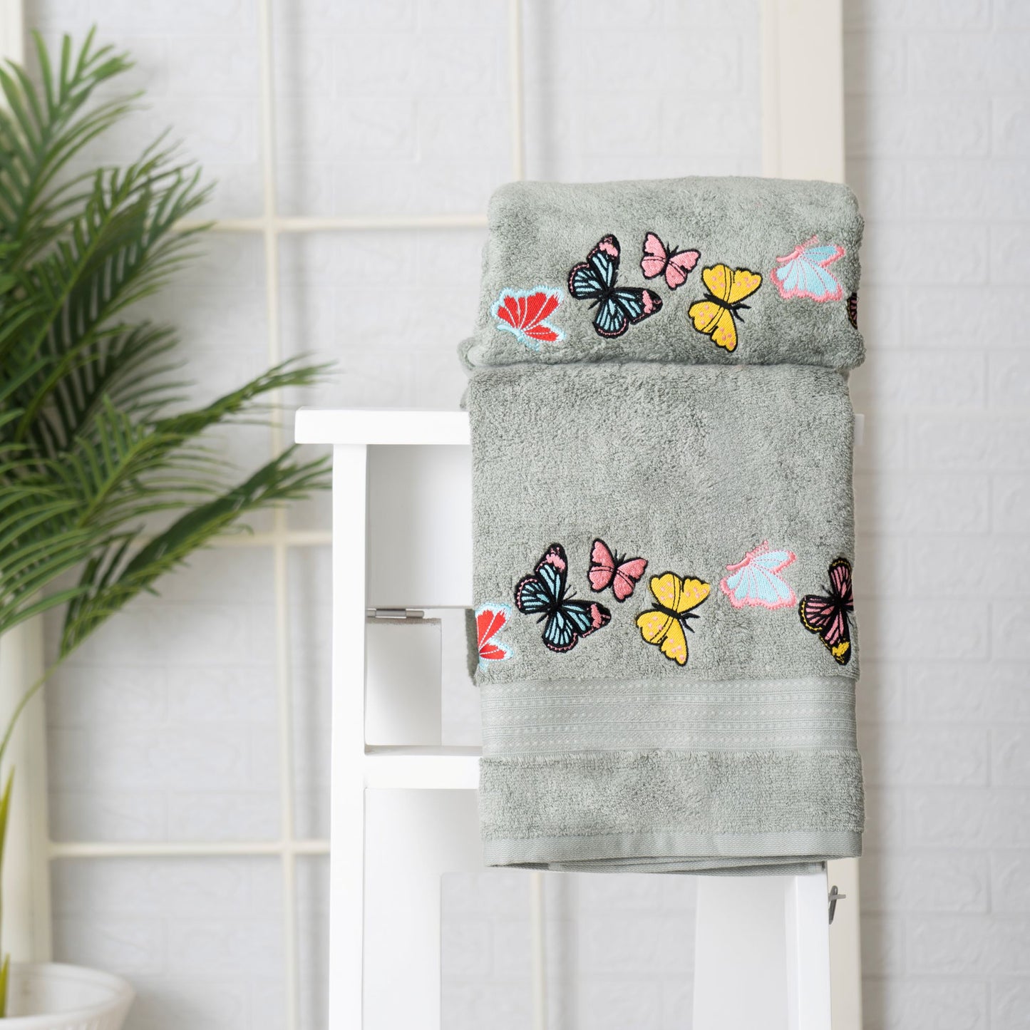 BATH TOWEL SET OF 2 | BUTTERFLY DESIGN
