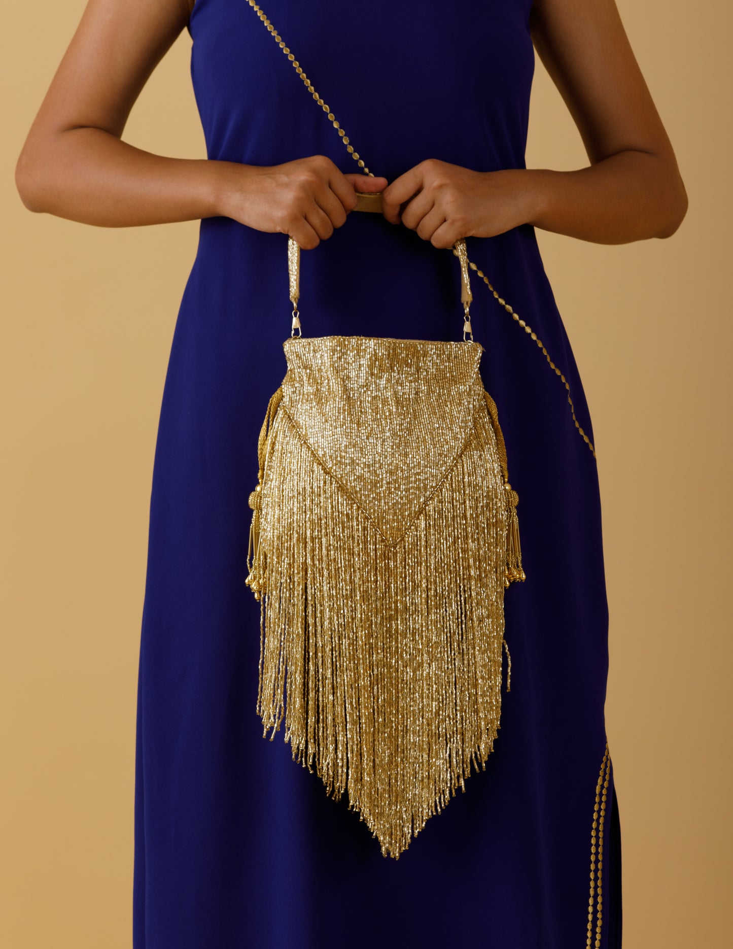 BLACK DAZZLE POTLI BAG