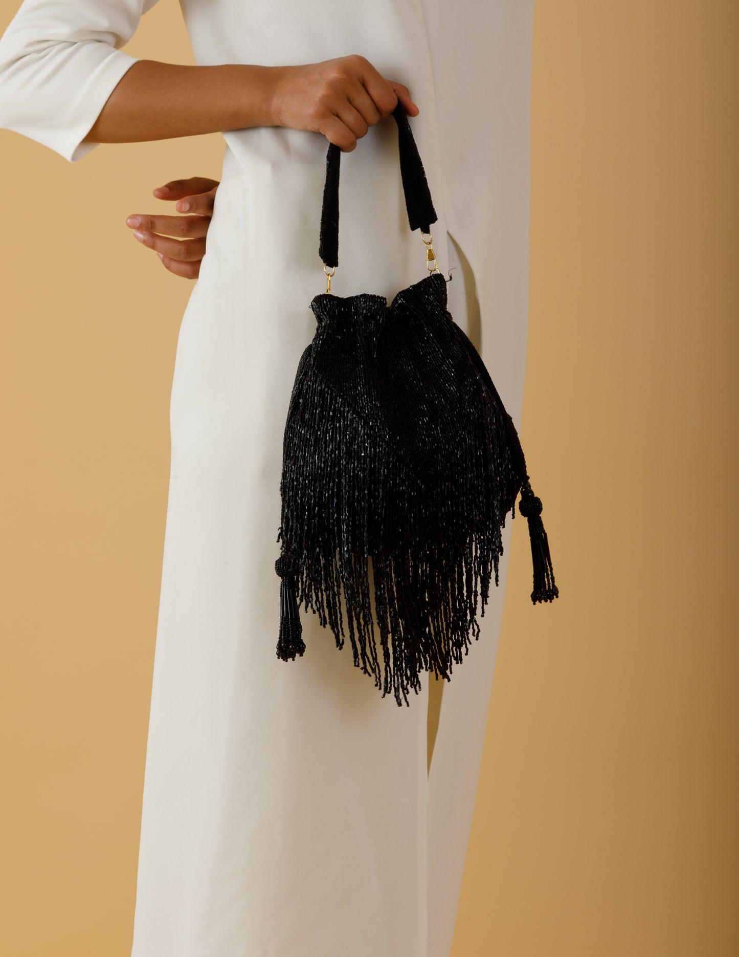 BLACK DAZZLE POTLI BAG