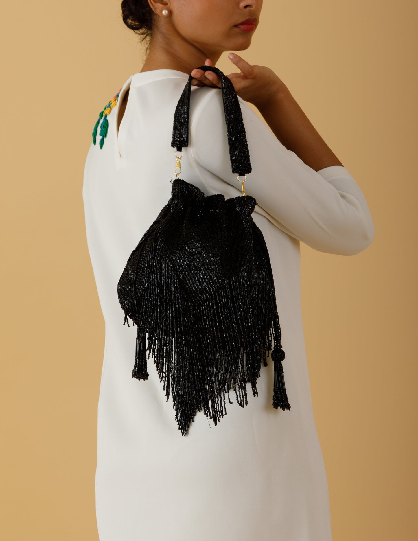 BLACK DAZZLE POTLI BAG