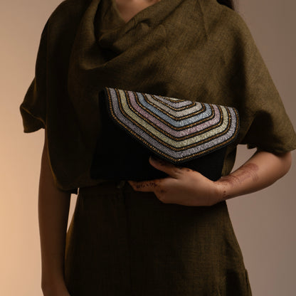 Prayasa Black color clutch