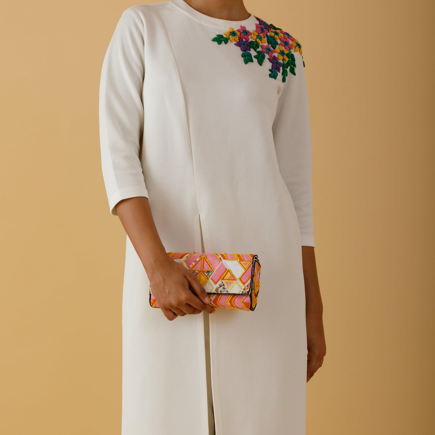 CLUTCH - PINK  ZIGZAG