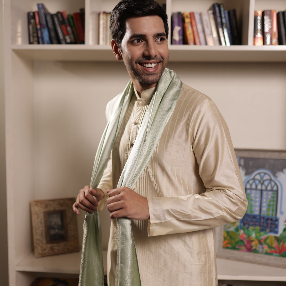 Pista Green Leaf Design Silk Men's Scarf