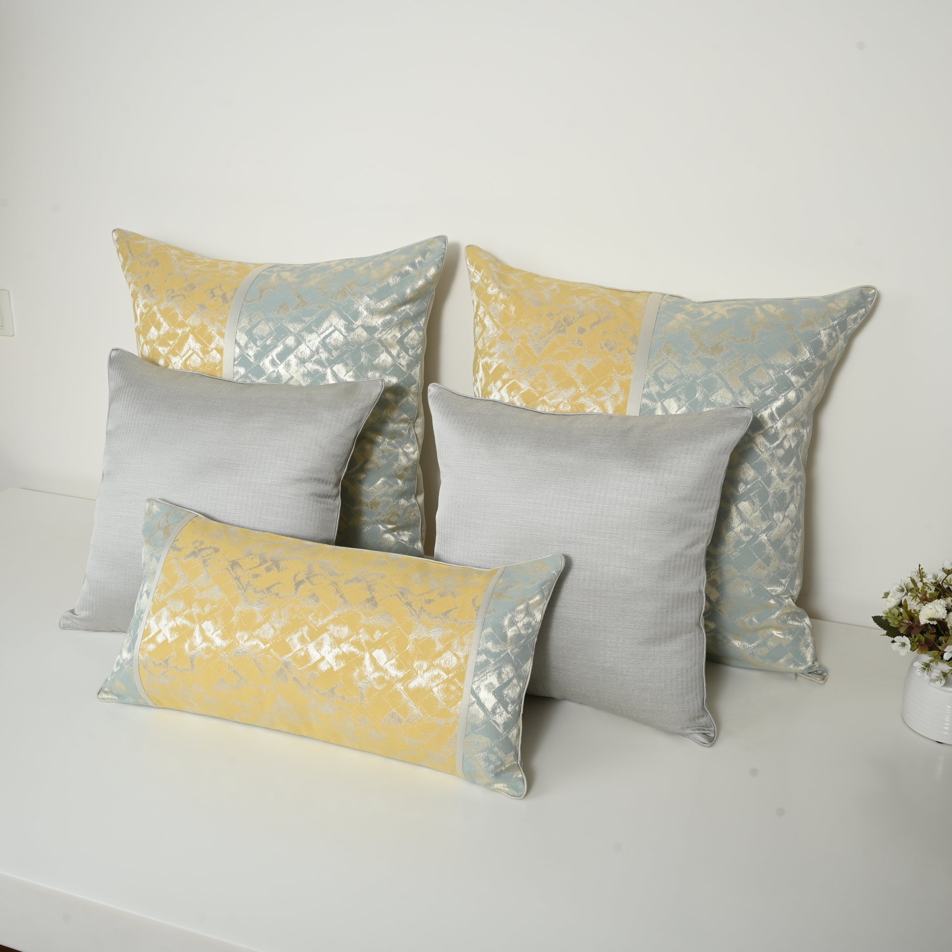 Cushion cover sets