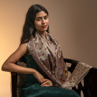 SILK STOLE - PERSIAN BEIGE
