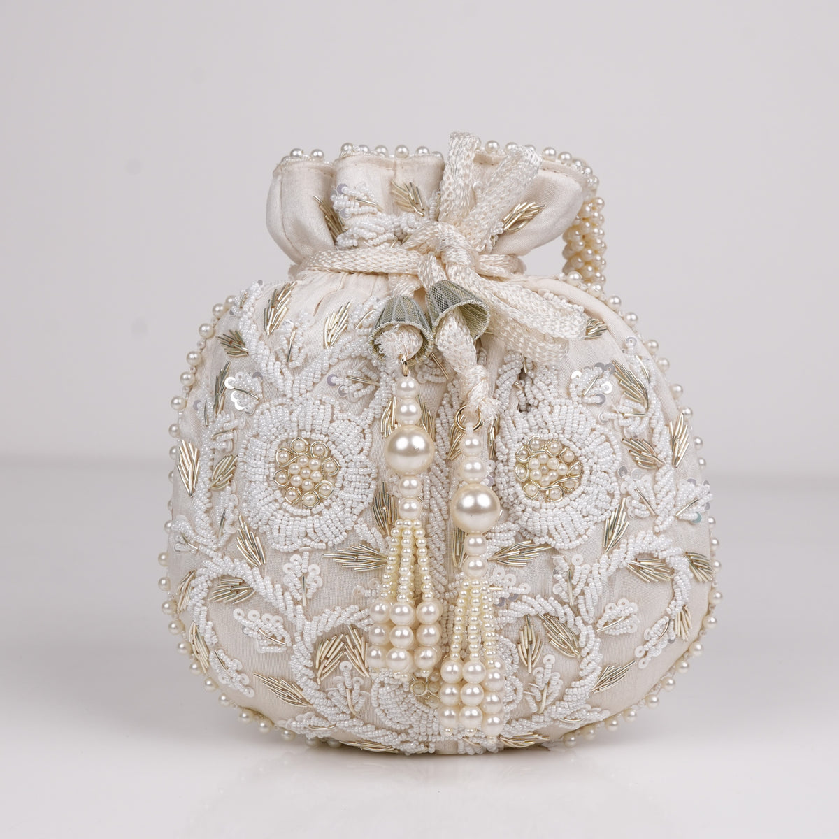 White Pearl Shine Poti Bag