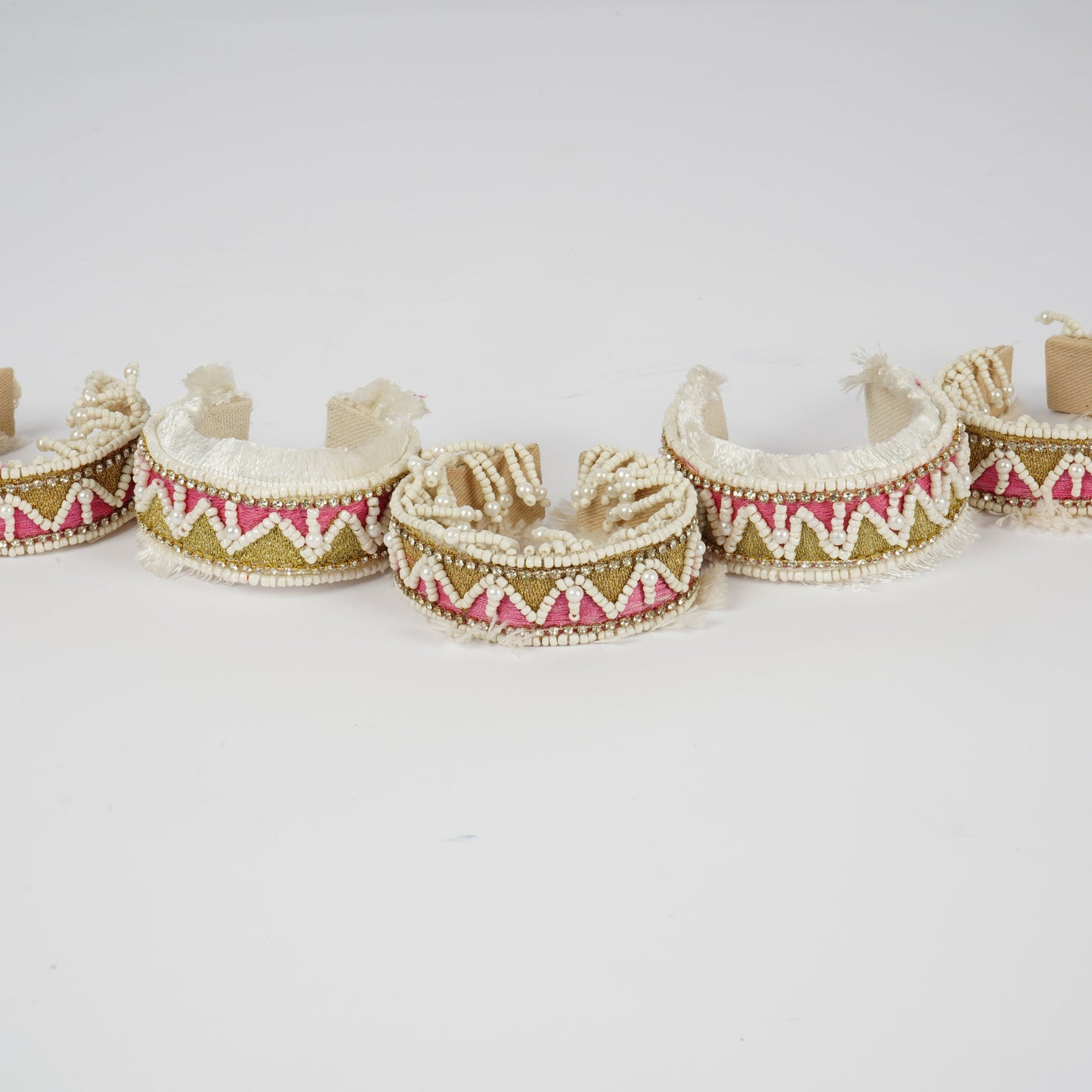 BOHO MAGIC HANDCUFF-SET OF 5