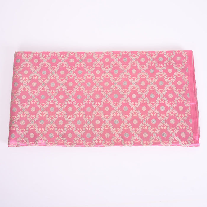 Handloom Pure Silk Fabric: Sustainable Fashion Wear