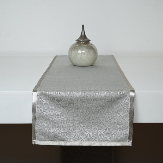 SILVER MIST - TABLE RUNNER