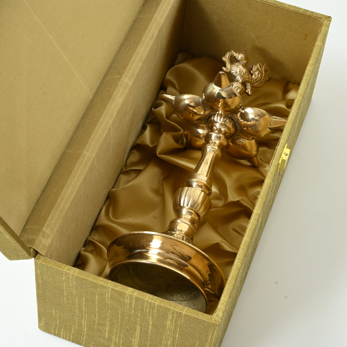 Brass lamp for gifting