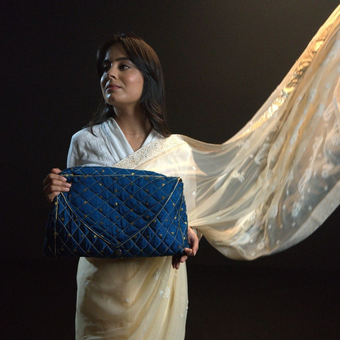 Blue silk saree colour