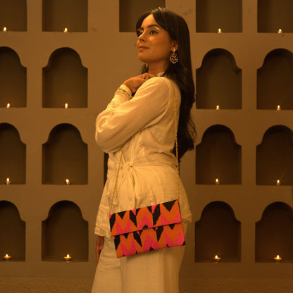 CLUTCH - PINK NOIR CHEVRON