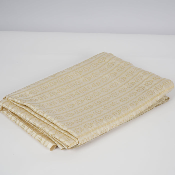 Handloom Silk Fabric Roll: 5 Meter, Sustainable Weave