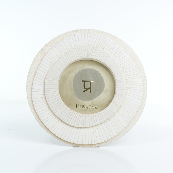 Rasin Round White Photo Frame