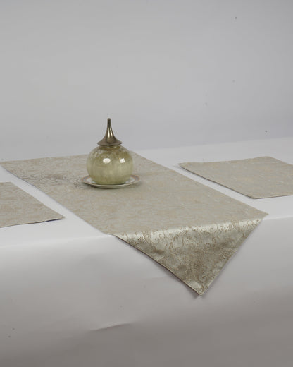 Table runner cream colour