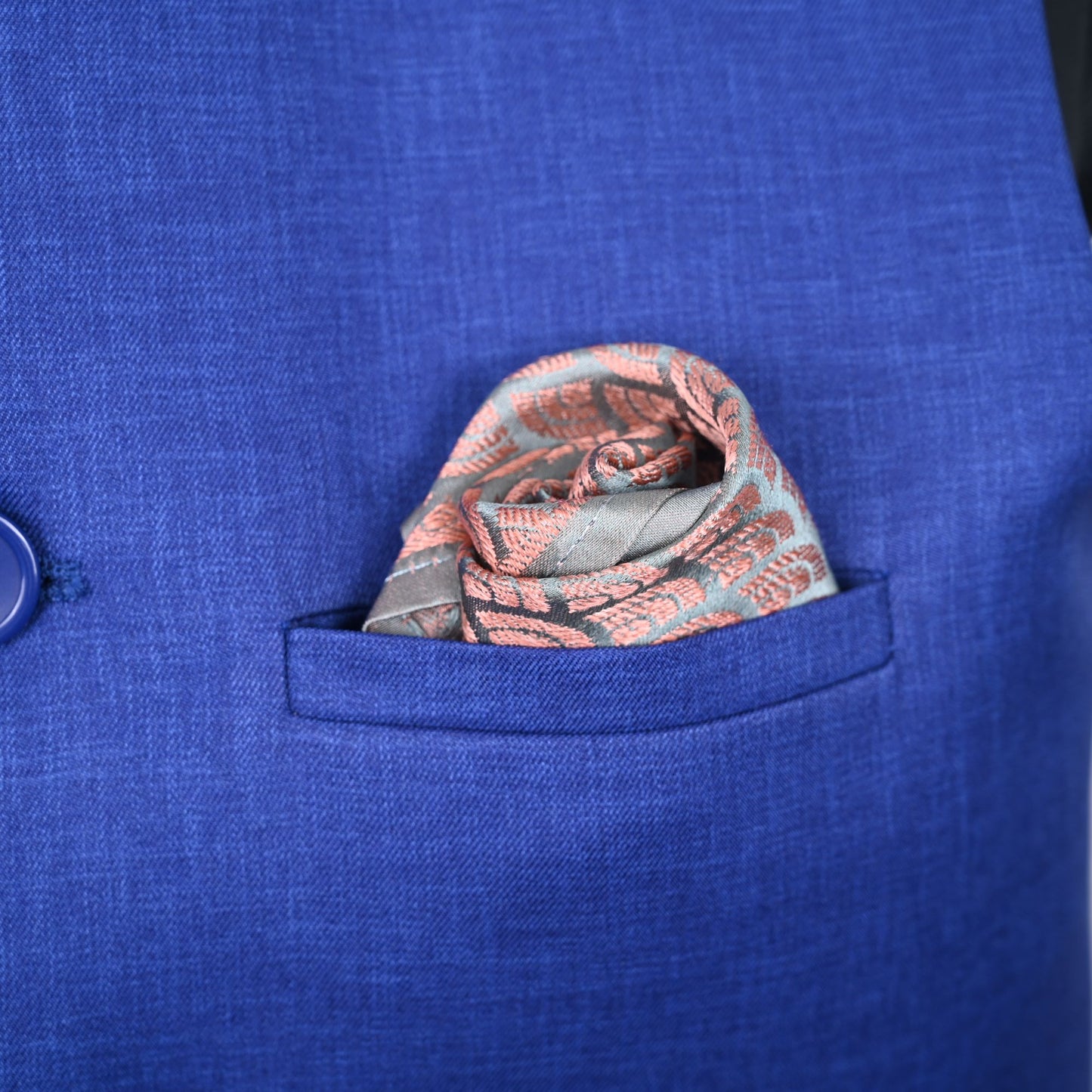 TWO COLOR  SILK POCKET SQUARE | SINGLE | FISH TAIL AND OCTAVIA DESIGN